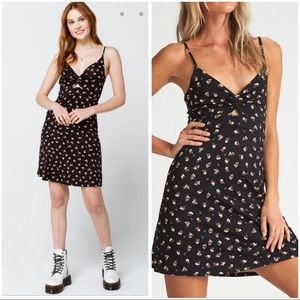 BILLABONG Love Me Knot Floral mini Dress black